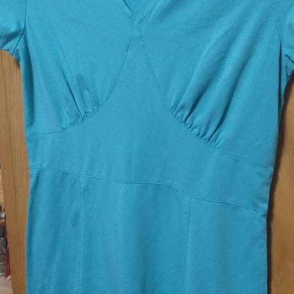 Top (NWOT) - Picture 3 of 4